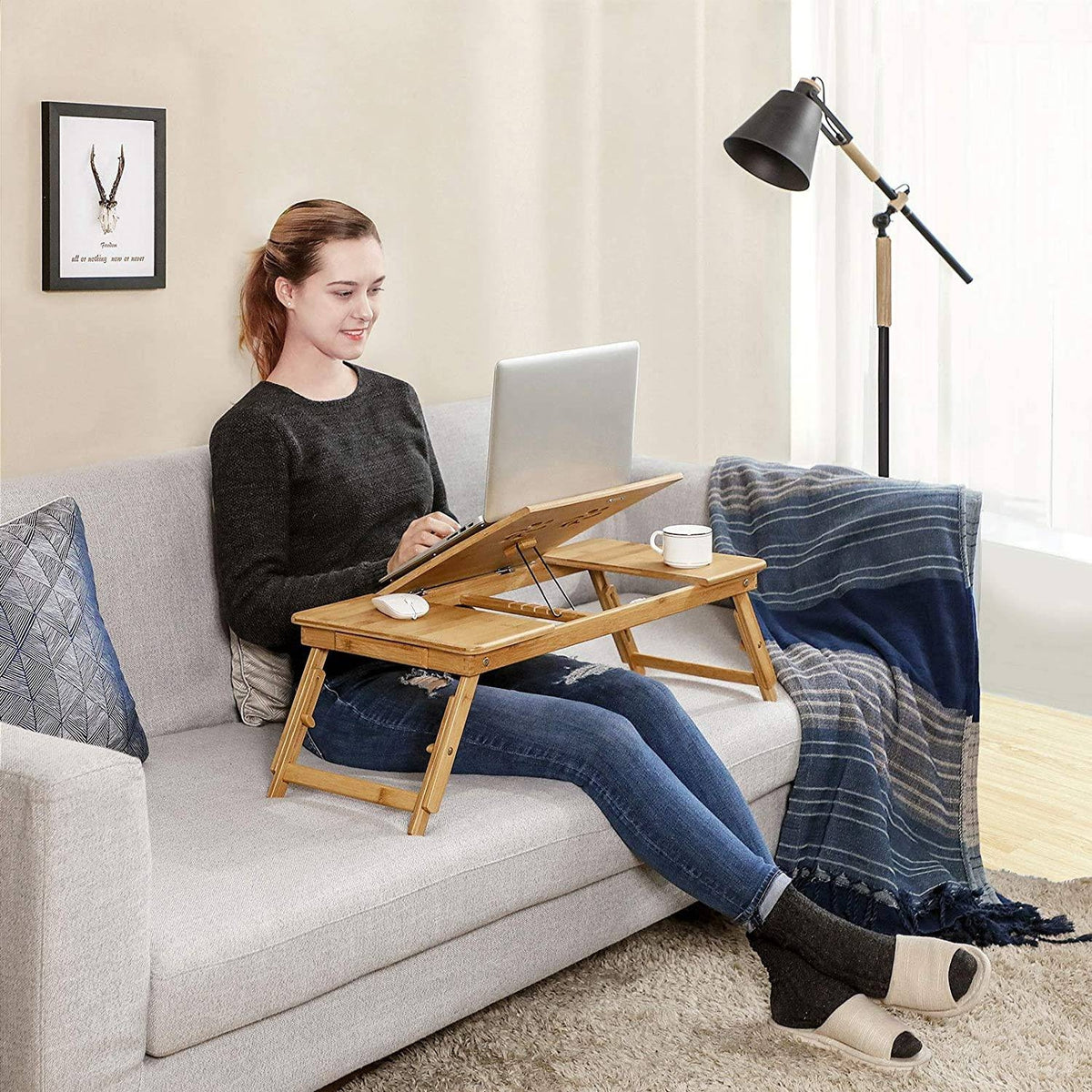Bambusz laptop asztal állítható magasság 71x35cm-4