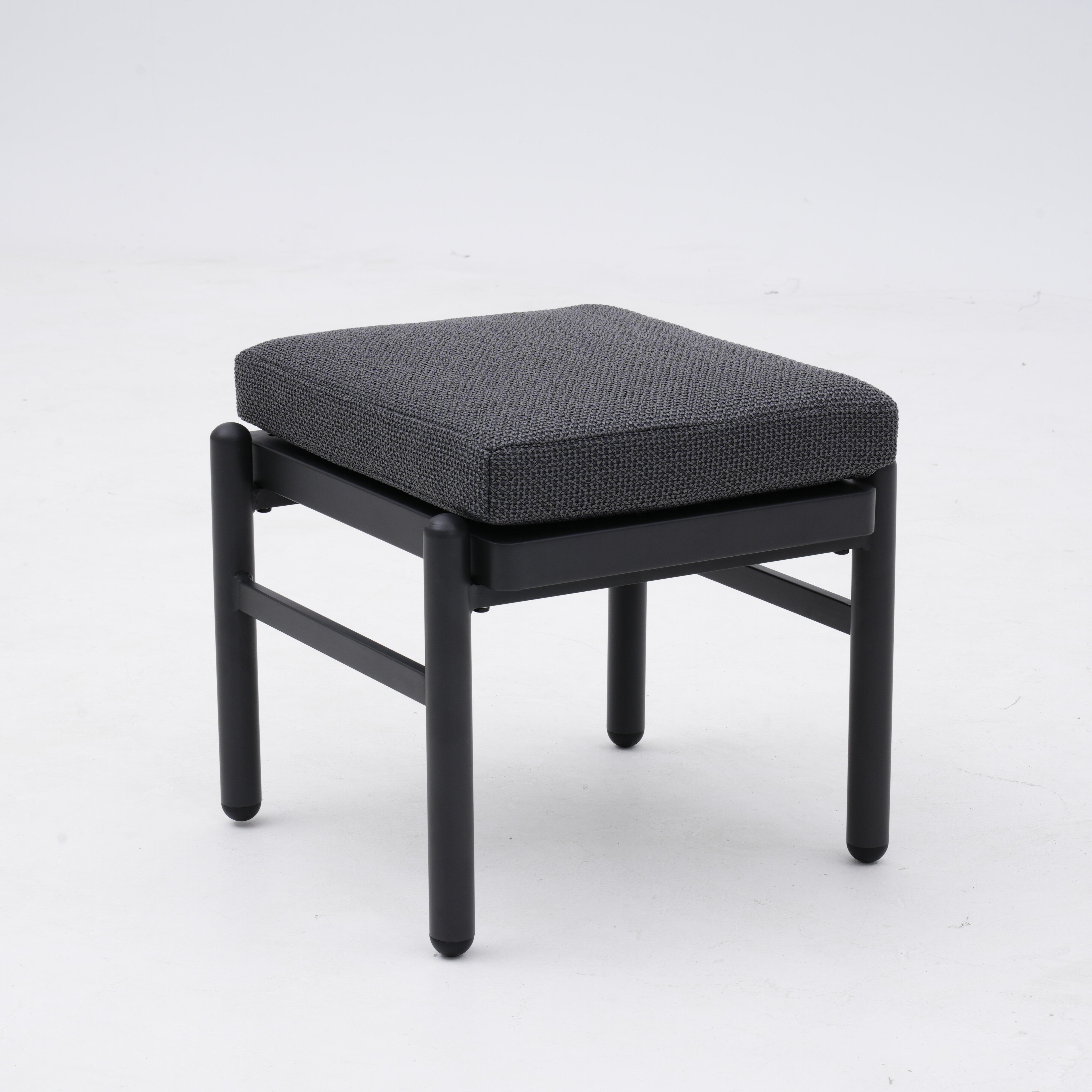 Ombra 4-piece outdoor set