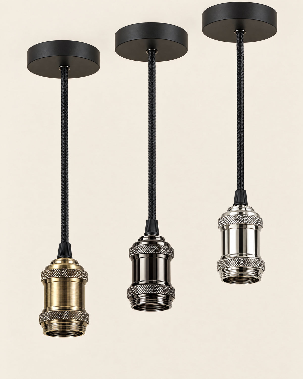 Sospesa vintage függeszték bronz, fekete és ezüst foglalattal egymás mellett, izzó nélkül